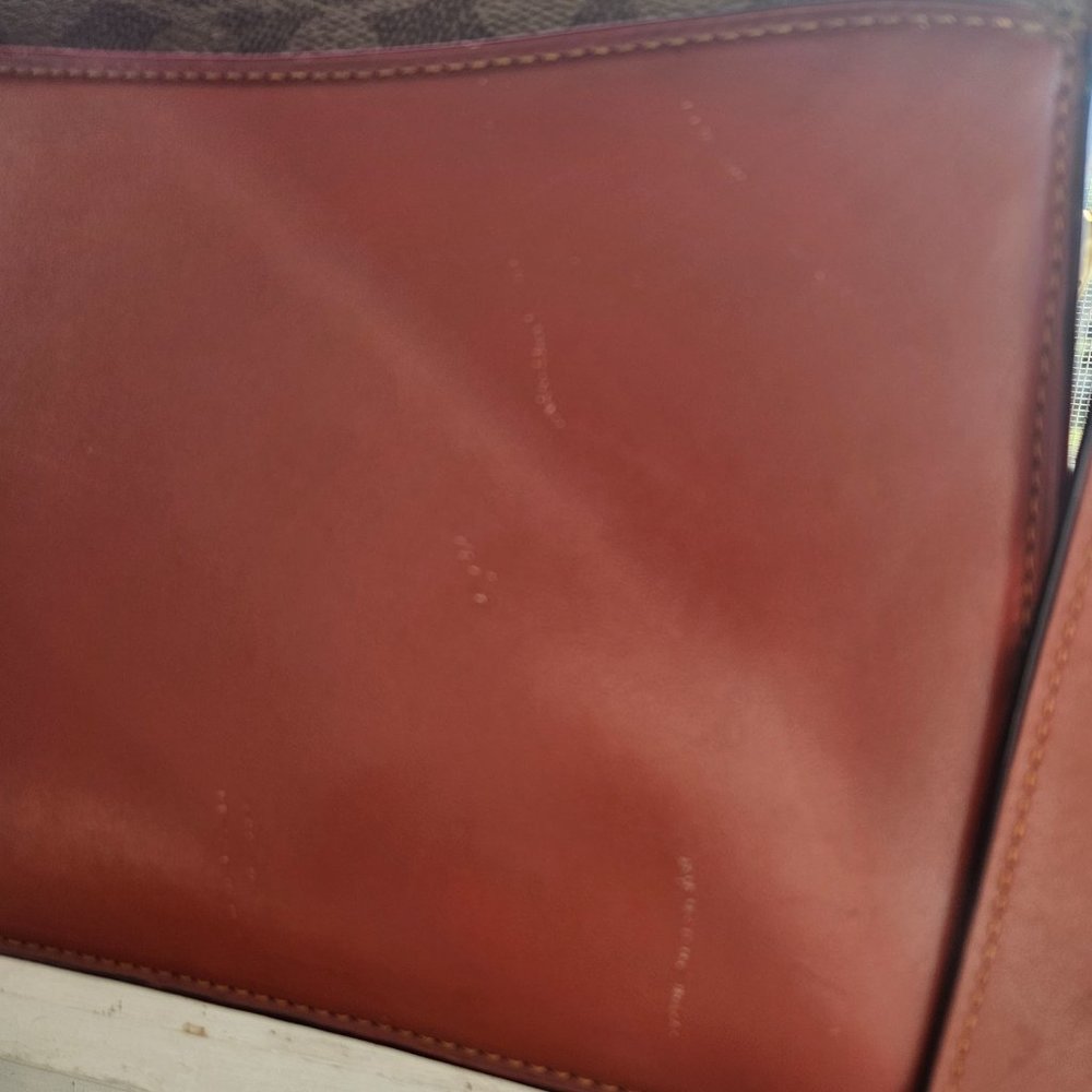 Coach Purse - Picture 4 of 8